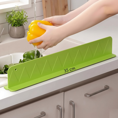 Silicone Sink Splash Guard – Self-Draining Faucet Mat