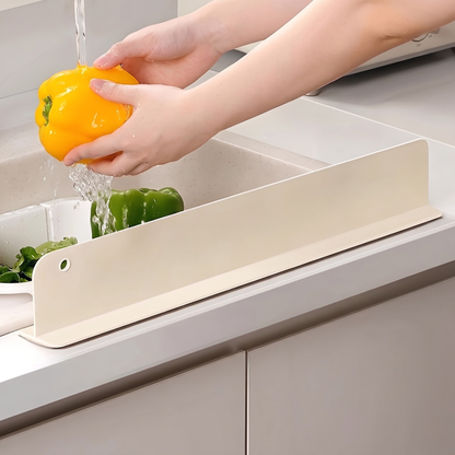 Silicone Sink Splash Guard – Self-Draining Faucet Mat