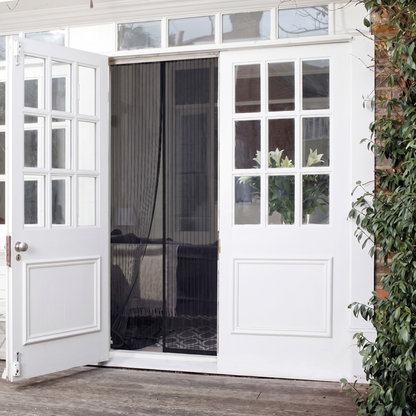 Magic Mesh Magnetic Door Screen – Auto-Close